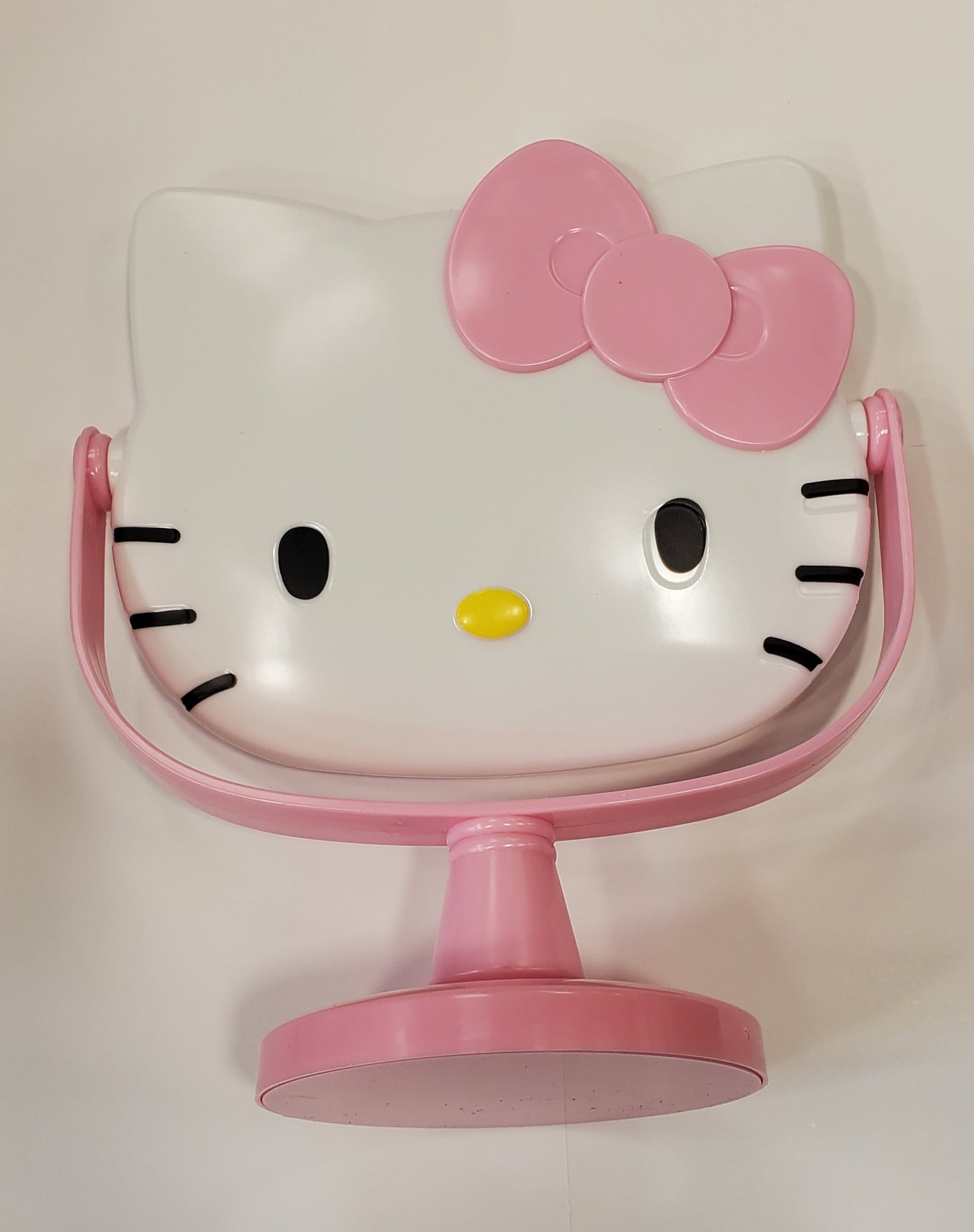 Hello Kitty Makeup Mirror with Pink Bow Design