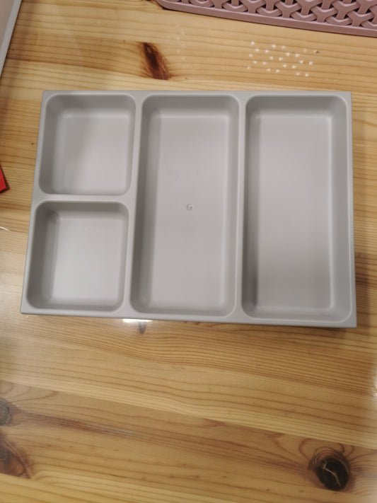 Stationary organizer